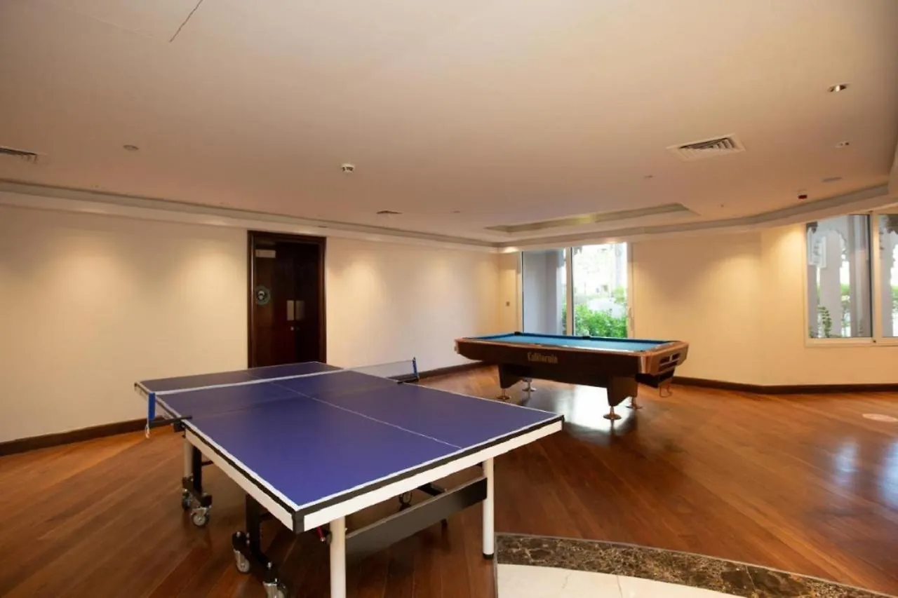Palm Jumeirah Grandeur Residences, Private Pool & Beach ドバイ アパート