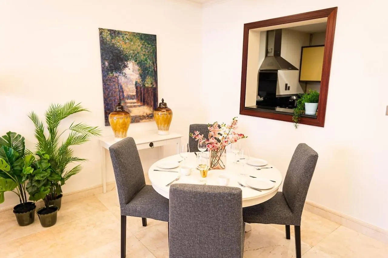 Apartment Palm Jumeirah Grandeur Residences, Private Pool & Beach Dubai United Arab Emirates