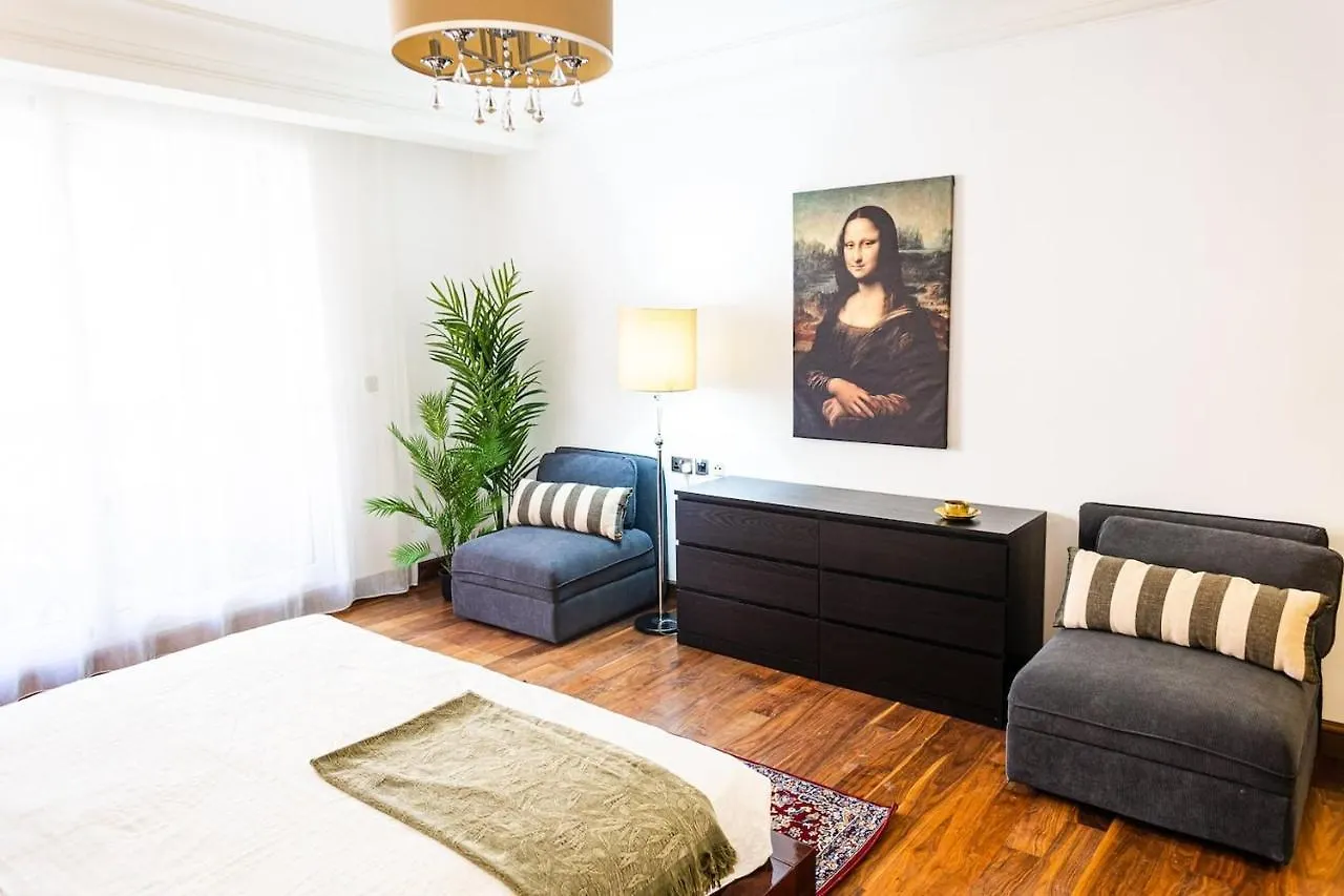 Palm Jumeirah Grandeur Residences, Private Pool & Beach Dubai