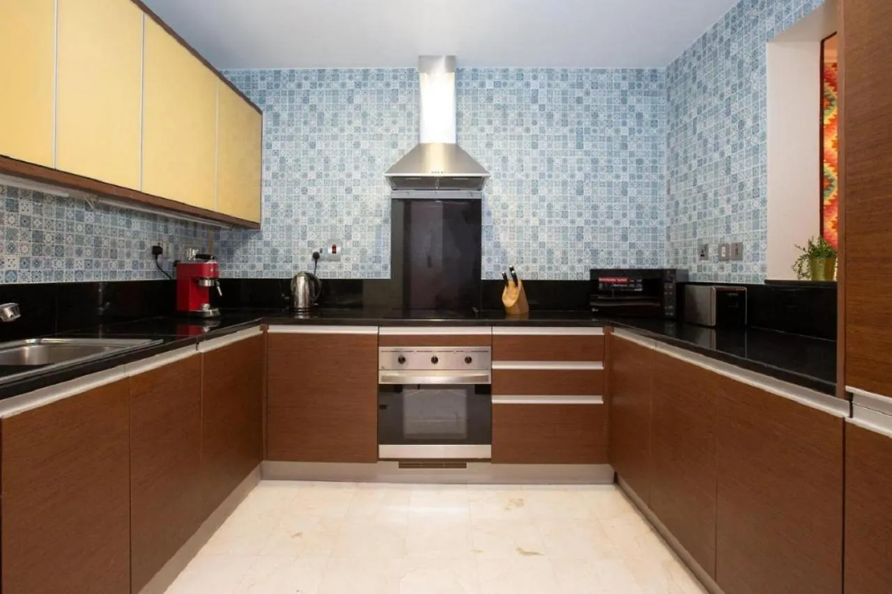 Palm Jumeirah Grandeur Residences, Private Pool & Beach Dubai Apartment